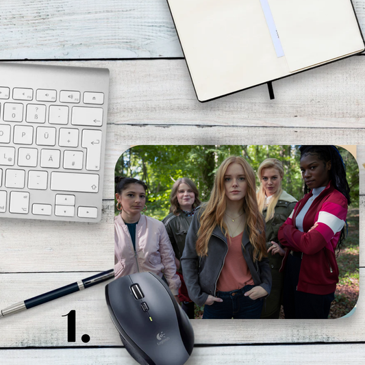 Podkładka pod mysz Przeznaczenie: Saga Winx / Fate: The Winx Saga – Bloom, Stella, magia