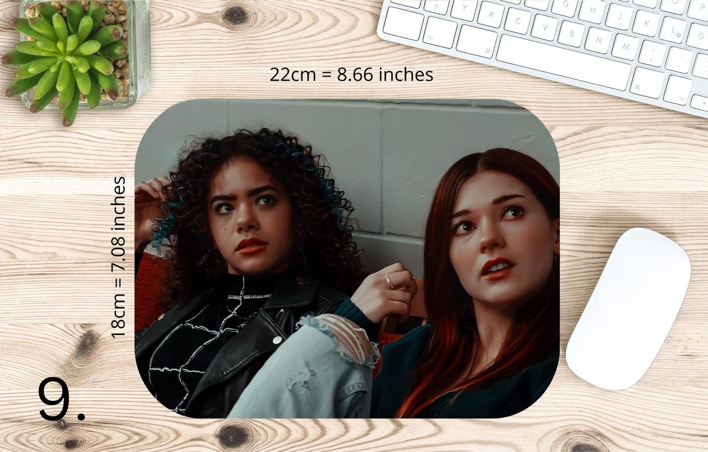 Ginny & Georgia Mousepad / Ginny & Georgia – Netflix Series