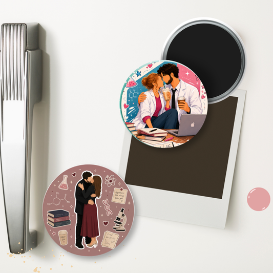 Fridge Magnet 58 mm - The Love Hypothesis
