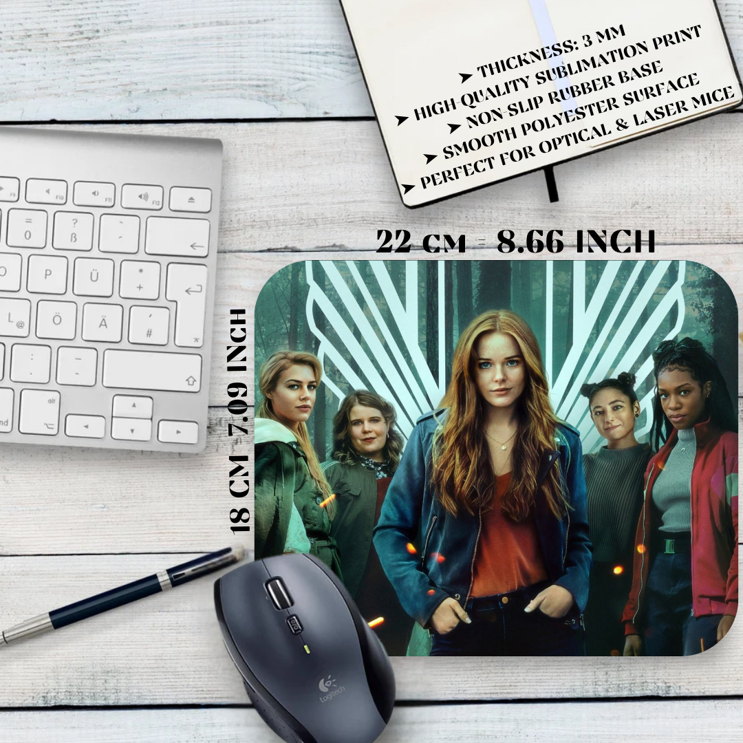 Podkładka pod mysz Przeznaczenie: Saga Winx / Fate: The Winx Saga – Bloom, Stella, magia