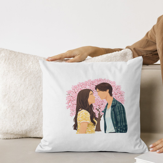 Poszewka na poduszkę inspirowana XO, Kitty – romantyczny motyw, fan-made design