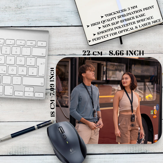 Podkładka pod mysz Tego lata stałam się piękna / The Summer I Turned Pretty – serial, Belly