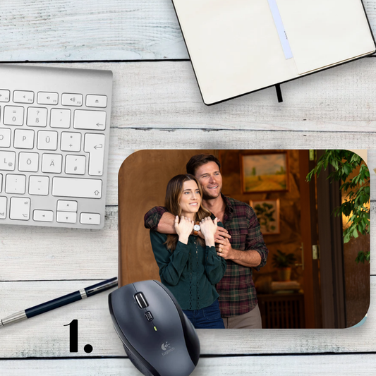 Podkładka pod mysz Regretting You / Regretting You – powieść Colleen Hoover, Morgan i Clara