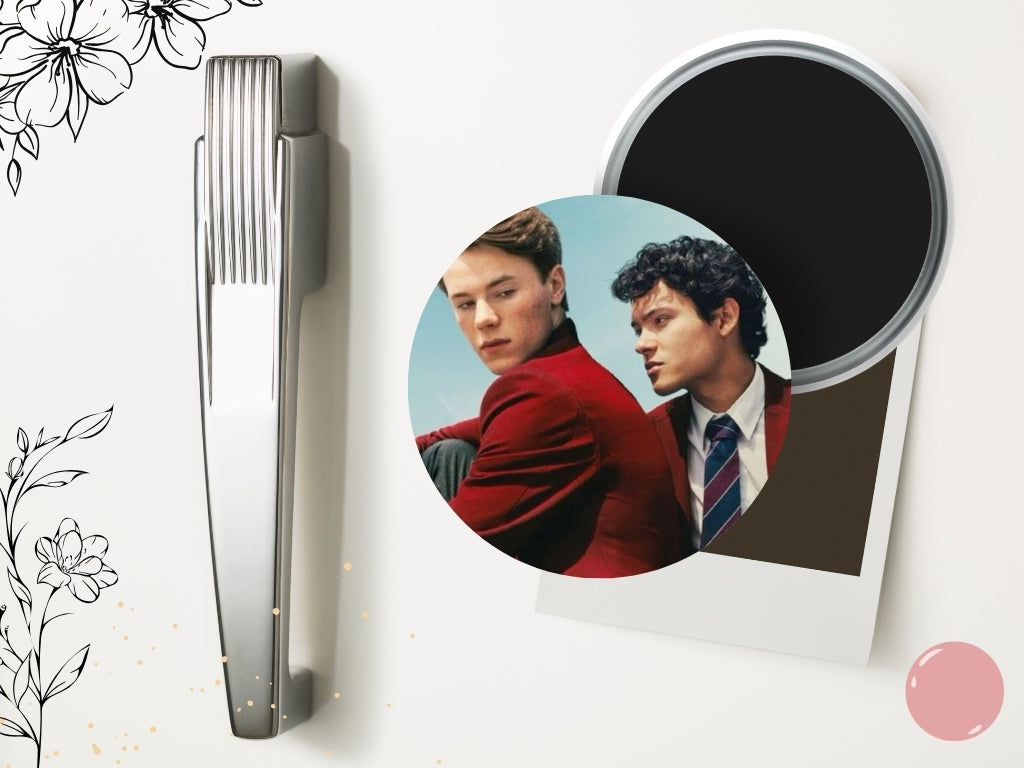 Magnes 58 mm – Książęta / Young Royals