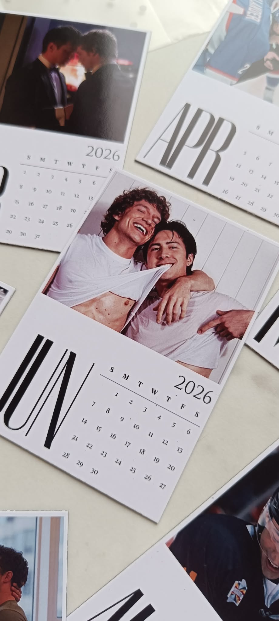 Personalizowany Kalendarz Magnetyczny 2026 – 12 Własnych Zdjęć – Wybierz Miesiąc Startowy