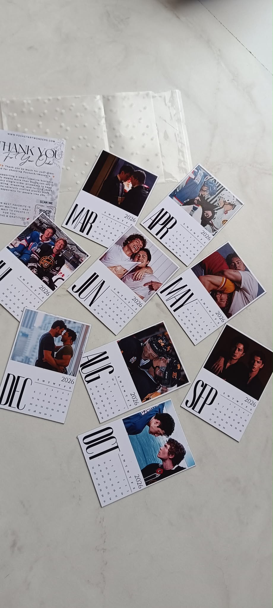 Personalizowany Kalendarz Magnetyczny 2026 – 12 Własnych Zdjęć – Wybierz Miesiąc Startowy