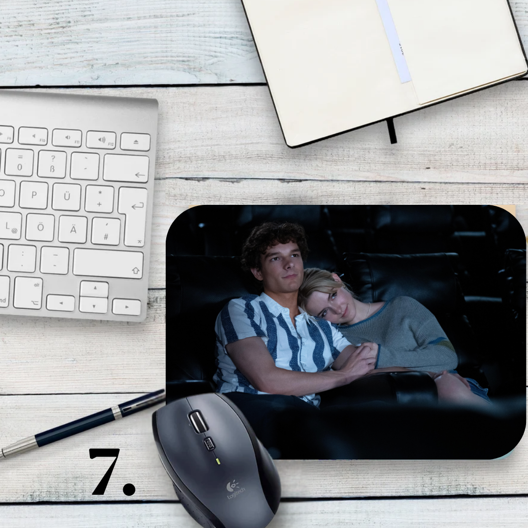 Podkładka pod mysz Regretting You / Regretting You – powieść Colleen Hoover, Morgan i Clara