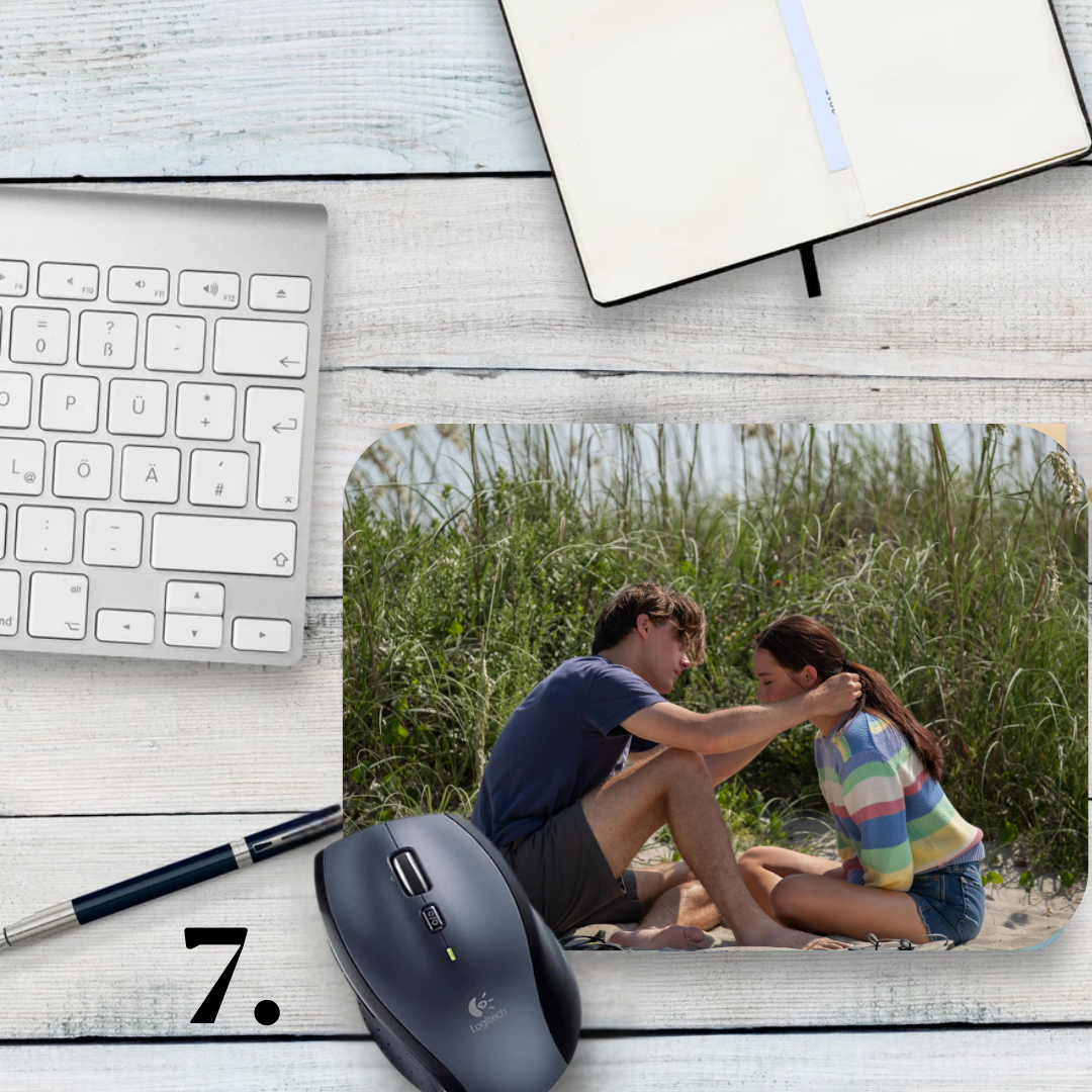 Podkładka pod mysz Tego lata stałam się piękna / The Summer I Turned Pretty – serial, Belly