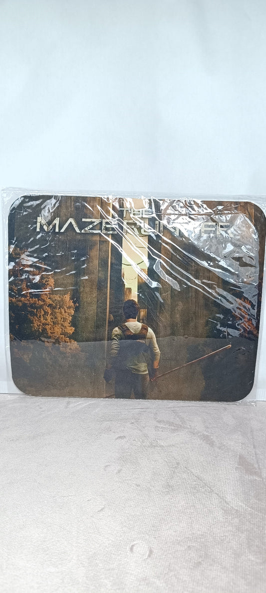 The Maze Runner Mouse Pad | 22 × 18 cm | Last piece
