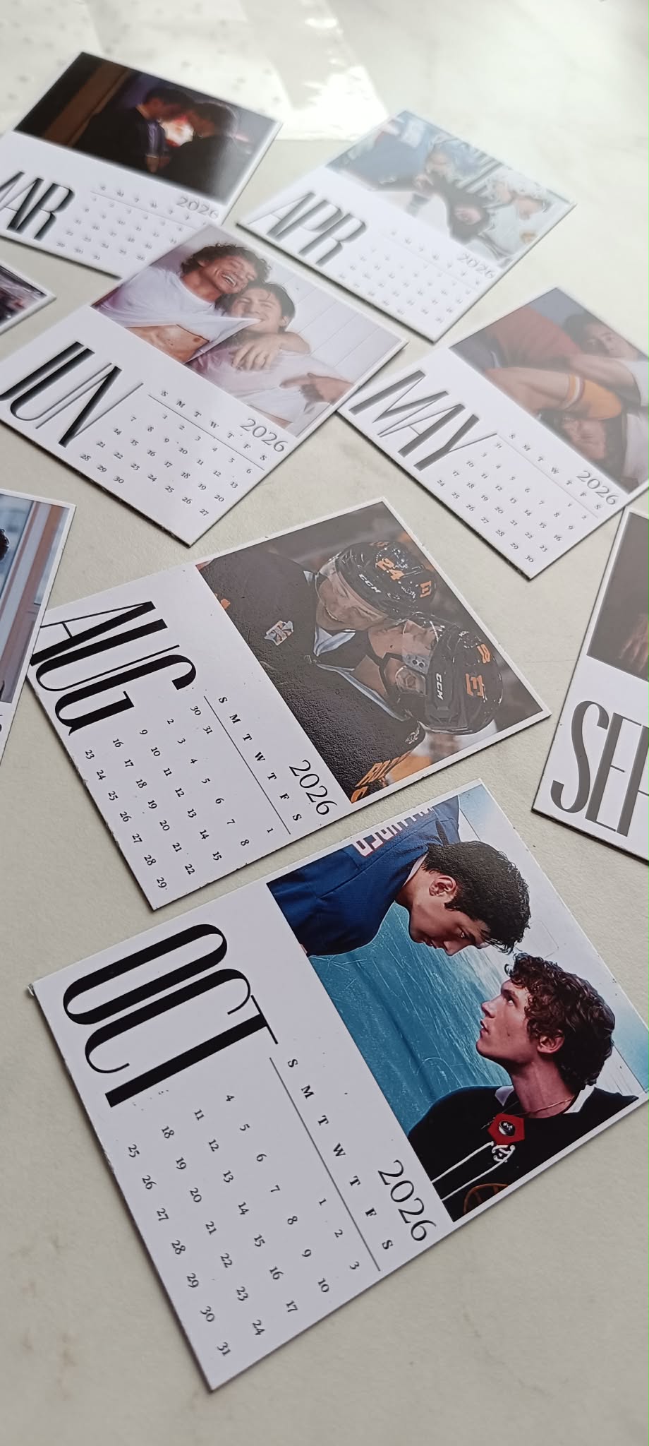Personalizowany Kalendarz Magnetyczny 2026 – 12 Własnych Zdjęć – Wybierz Miesiąc Startowy