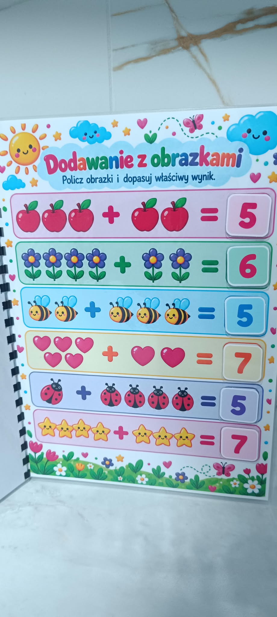 Matematyka 4+ – Książeczka interaktywna na rzepy A4 | Nauka liczenia, dodawania i odejmowania