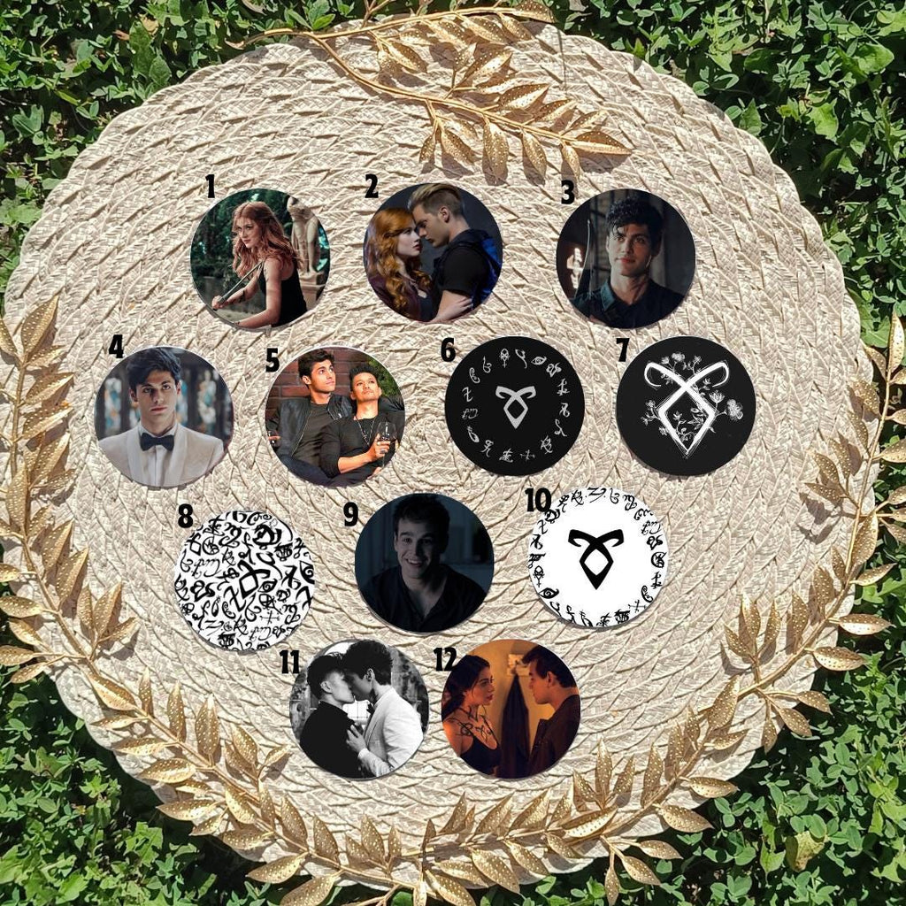Shadowhunters, Clary Fray, Jace Wayland, Alec Lightwood, Simon Lewis, Magnus Bane, Isabelle Lightwood | PINS, KEYCHAIN, MAGNET