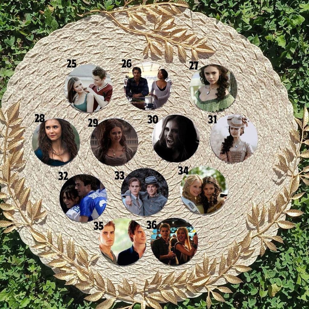 The Vampire Diaries, Damon Salvator, Stefan, Bonnie Bennett, Caroline Forbes, Elena Gilbert, Tyler Lockwood | PINS, KEYCHAIN, MAGNET