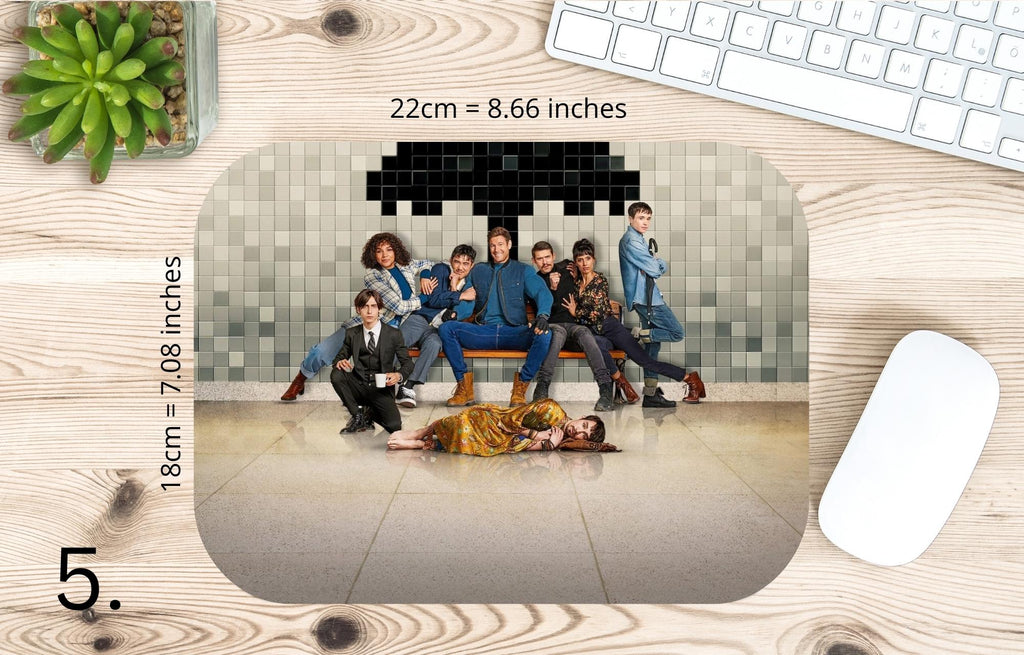 The Umbrella Academy, Academy Superhero, Number Five, Vanya Hargreeves, Luther Hargreeves, Allison, Diego, Klaus Hargreeves |  MAUSEPAD