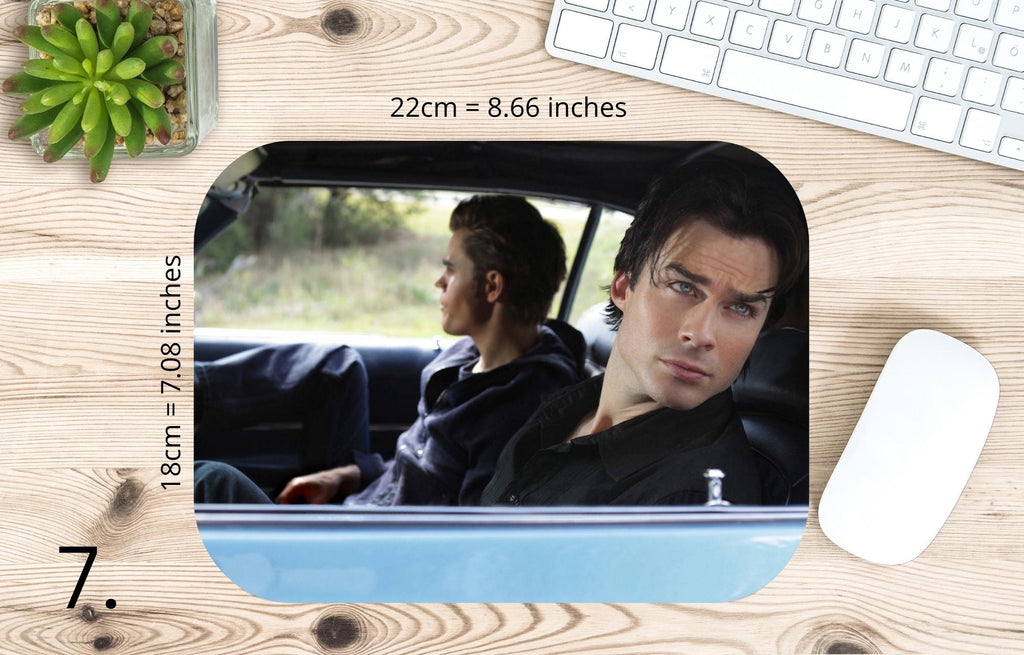 The Vampire Diaries , Damon Salvator ,Stefan Salvatore, Bonnie Bennett,Caroline Forbes, Elena Gilbert, Tyler Lockwood |  MAUSEPAD