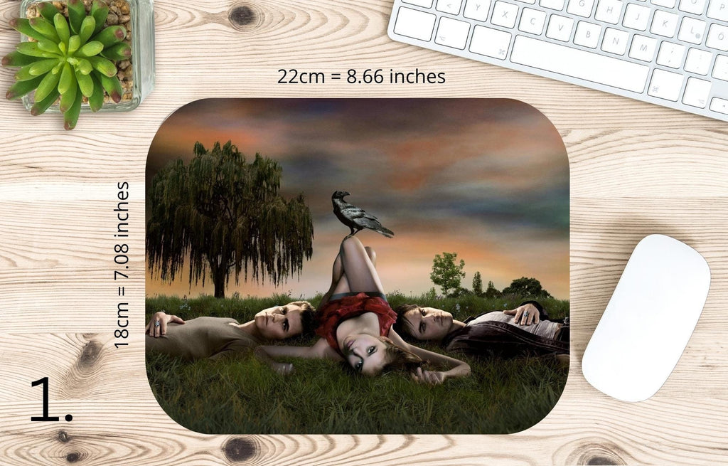 The Vampire Diaries , Damon Salvator ,Stefan Salvatore, Bonnie Bennett,Caroline Forbes, Elena Gilbert, Tyler Lockwood |  MAUSEPAD