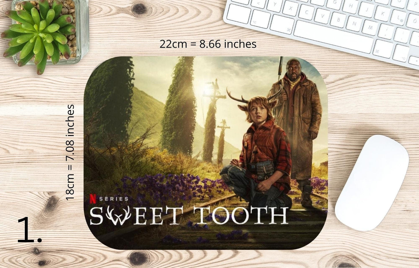 Podkładka pod mysz Sweet Tooth / Sweet Tooth – serial Netflix, Gus