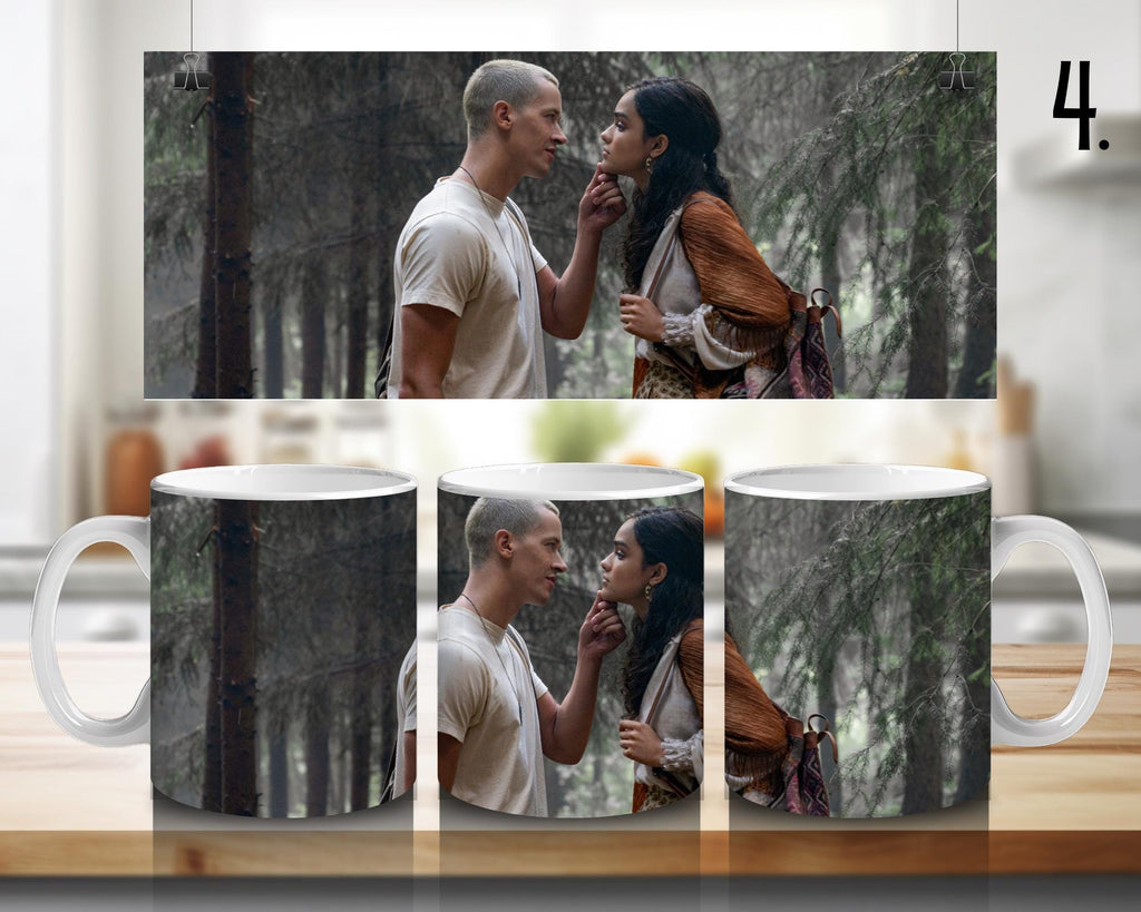 The Hunger Games, Katniss Everdeen, Peeta Mellark, Gale Hawthorne, Haymitch, Effie, movie  | 100% CERAMIC MUG, 11Oz = 330ml