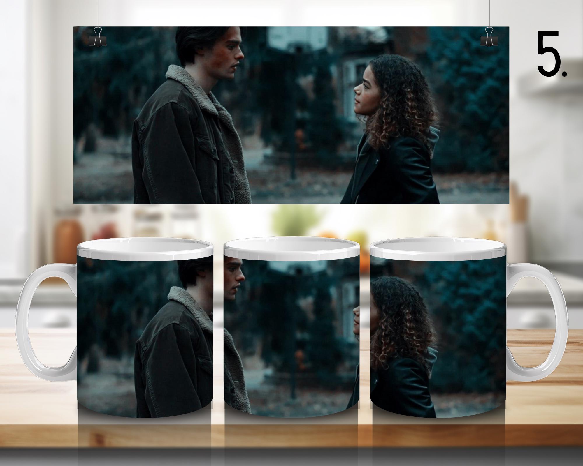 Ginny & Georgia, Georgia Miller, Ginny Miller, Marcus Baker, Maxine Baker, Zion Miller, Abby Littman, Gil | 100% CERAMIC MUG, 11Oz = 330ml